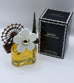 Load image into Gallery viewer, Marc Jacobs Daisy Eau de Toilette for Women – Classic Floral Perfume | Long Lasting & Fresh | Fast Delivery